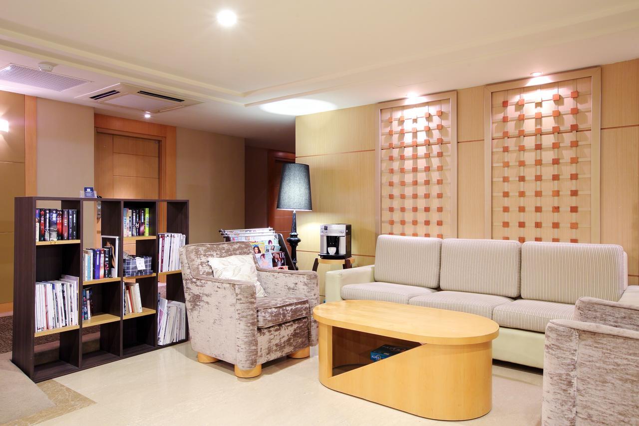 Jin Hua Hotel Luodong Bagian luar foto
