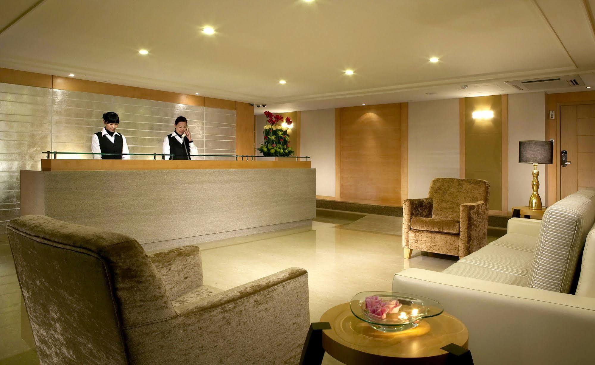 Jin Hua Hotel Luodong Bagian luar foto