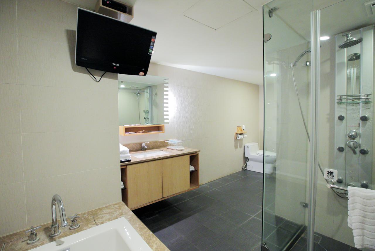 Jin Hua Hotel Luodong Bagian luar foto