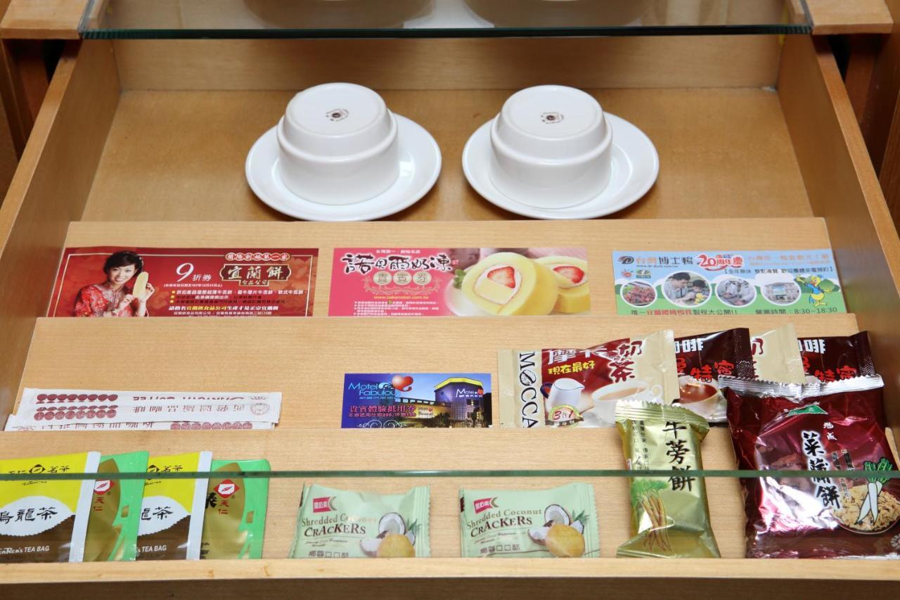 Jin Hua Hotel Luodong Bagian luar foto